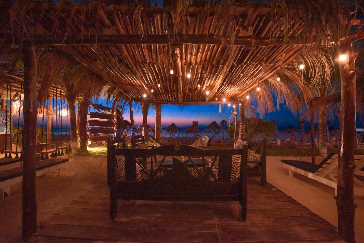 Hotel Villas Tiburon Isla Holbox Exterior photo