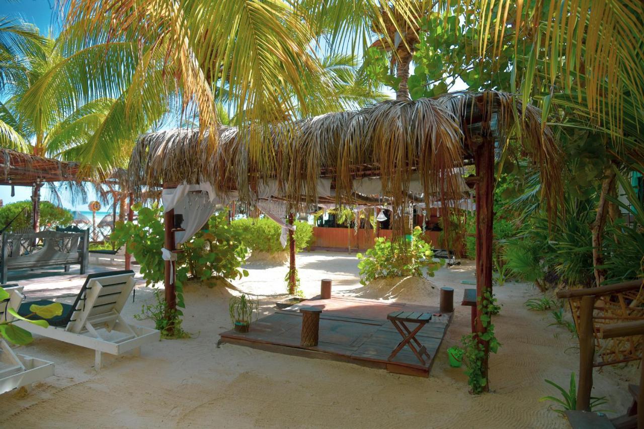 Hotel Villas Tiburon Isla Holbox Exterior photo
